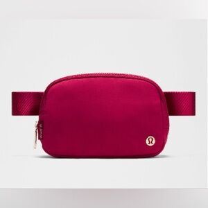lululemon athletica Belt Bag in Berry Rumble- no longer available- new w tags